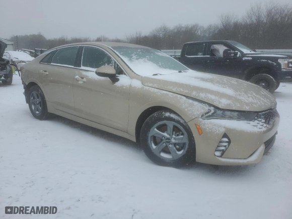 2022 Kia K5 LXS with VIN 5XXG14J25NG086527, listed as a Copart auction lot 45688895 with 70,782 mi miles and Salvage Title. Bid and sale history available at carsss.com. Image 4.