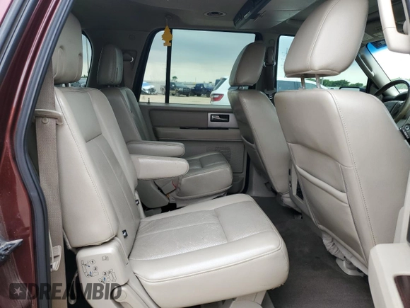 2010 Ford Expedition Max Limited z VIN 1FMJK1K52AEB70325, wystawiony jako Copart lot #55571755 z przebiegiem 199 231 mil mil oraz Szkoda całkowita • Salvage title. Historia ofert i sprzedaży dostępna na DreamBid. Obrazek 11.