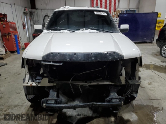 2011 Lincoln Navigator with VIN 5LMJJ2J5XBEJ04114, listed as a Copart auction lot 87755705 with 104,610 mi miles and Salvage title. Bid and sale history available at DreamBid. Image 5.