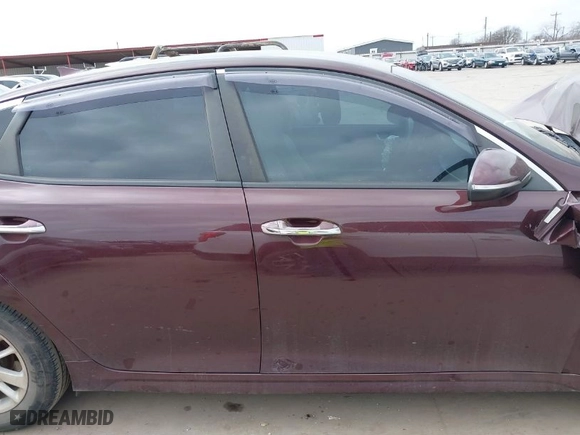 2018 Kia Optima LX with VIN 5XXGT4L30JG206020, listed as a IAAI auction lot 41517616 with 117,467 mi miles. Bid and sale history available at carsss.com. Image 14.