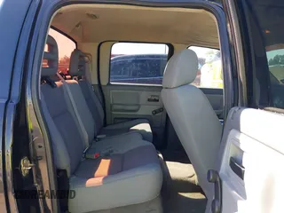 2005 Dodge Dakota ST with VIN 1D7HE28K45S157490, listed as a IAAI auction lot 41778765 with 187,575 mi miles and . Bid and sale history available at DreamBid. Image 8.