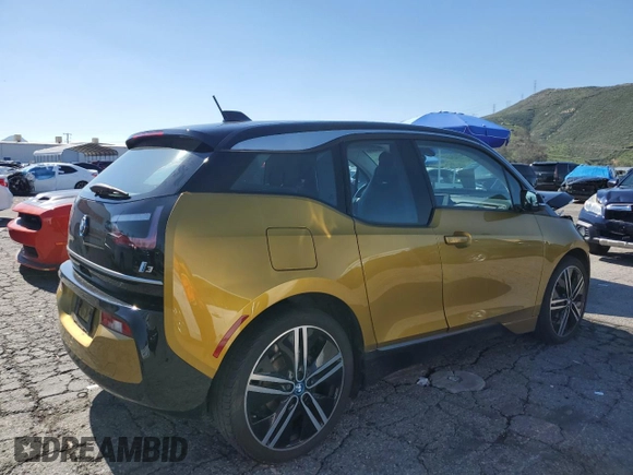 2021 BMW i3 with VIN WBY8P2C09M7H64854, listed as a Copart auction lot 44089394 with 33,224 mi miles. Bid and sale history available at carsss.com. Image 3.