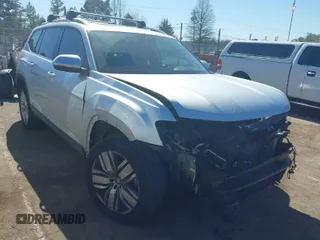 2019 Volkswagen Atlas SE z VIN 1V2UR2CA6KC519836, wystawiony jako IAAI lot #41839117 z przebiegiem 49 779 mil mil oraz . Historia ofert i sprzedaży dostępna na DreamBid. Obrazek 1.