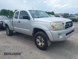 2005 Toyota Tacoma PreRunner z VIN 5TETU62N55Z127654, wystawiony jako IAAI lot #42346373 z przebiegiem 158 465 mil mil oraz . Historia ofert i sprzedaży dostępna na DreamBid. Obrazek 1.