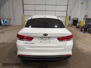 2016 Kia Optima LX with VIN KNAGT4L30G5072605, listed as a IAAI auction lot 41562330 with 152,320 mi miles. Bid and sale history available at carsss.com. Image 16.