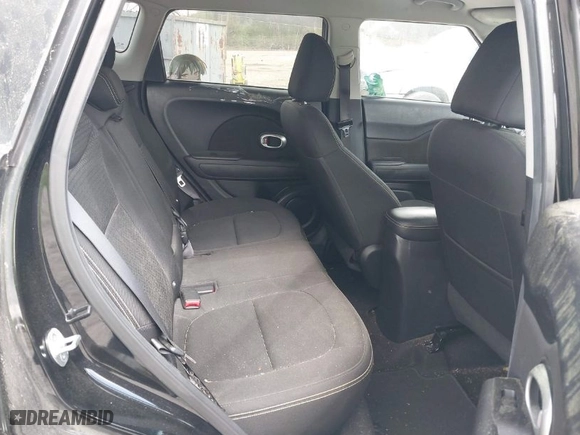 2015 Kia Soul + with VIN KNDJP3A50F7794770, listed as a IAAI auction lot 41966250 with 124,150 mi miles. Bid and sale history available at carsss.com. Image 8.