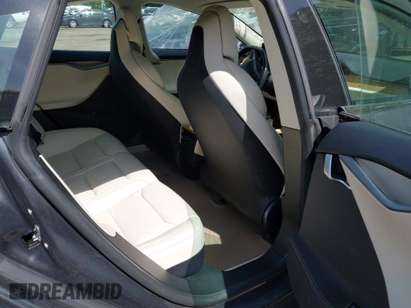 2018 Tesla Model S 75D with VIN 5YJSA1E24JF292518, listed as a IAAI auction lot 42247256 with 40,160 mi miles and . Bid and sale history available at DreamBid. Image 8.