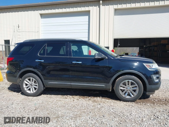 2016 Ford Explorer XLT with VIN 1FM5K7DHXGGB97992, listed as a IAAI auction lot 41880961 with 179,233 mi miles and . Bid and sale history available at carsss.com. Image 13.