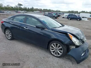 2011 Hyundai Sonata SE with VIN 5NPEC4AC7BH079556, listed as a IAAI auction lot 41762377 with 191,194 mi miles. Bid and sale history available at carsss.com. Image 1.
