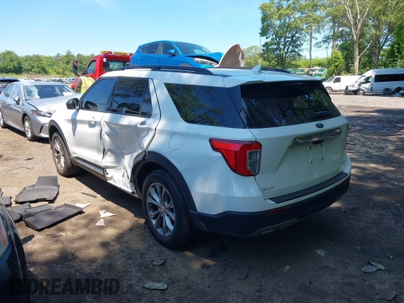 2022 Ford Explorer XLT with VIN 1FMSK8DH4NGC09379, listed as a IAAI auction lot 42412065 with 25,953 mi miles and . Bid and sale history available at DreamBid. Image 3.