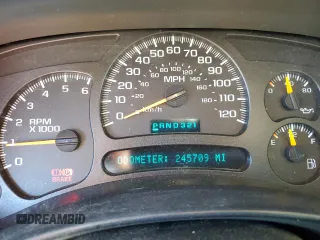 2005 Chevrolet Avalanche LS with VIN 3GNEC12Z35G168353, listed as a Copart auction lot 71672374 with 245,709 mi miles and Salvage Title. Bid and sale history available at carsss.com. Image 9.