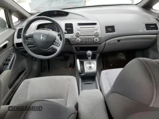 2008 Honda Civic LX z VIN 1HGFA16508L011429, wystawiony jako Copart lot #54947415 z przebiegiem 55 895 mil mil oraz Szkoda całkowita • Salvage title. Historia ofert i sprzedaży dostępna na DreamBid. Obrazek 8.