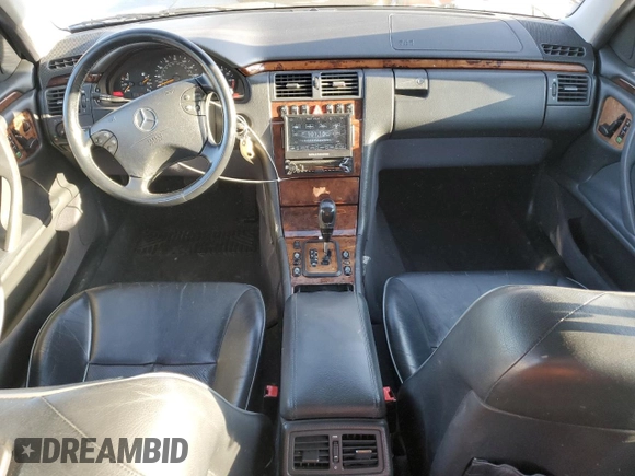 2001 Mercedes-Benz E-Class AWD with VIN WDBJH82J81X061329, listed as a Copart auction lot 50560685 with 0 mi miles and Non Repairable. Bid and sale history available at carsss.com. Image 8.