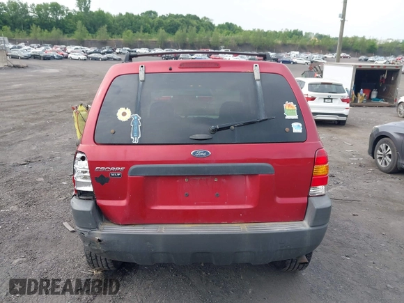 2004 Ford Escape XLT with VIN 1FMYU93154DA14180, listed as a IAAI auction lot 42430706 with 266,213 mi miles and . Bid and sale history available at DreamBid. Image 16.