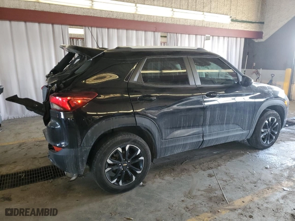 2022 Chevrolet TrailBlazer LT with VIN KL79MRSL5NB009406, listed as a Copart auction lot 44562845 with 64,054 mi miles and Salvage Title. Bid and sale history available at carsss.com. Image 3.