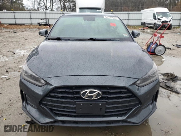 2019 Hyundai Veloster 2.0 with VIN KMHTG6AF3KU018000, listed as a Copart auction lot 81749623 with 101,165 mi miles. Bid and sale history available at carsss.com. Image 5.
