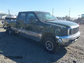1999 Ford F-350 XL z VIN 1FTSW31F0XEE48747, wystawiony jako IAAI lot #39444054 z przebiegiem 283 371 mil mil oraz . Historia ofert i sprzedaży dostępna na DreamBid. Obrazek 1.
