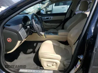 2013 Jaguar XF I4 RWD with VIN SAJWA0ES6DPS88882, listed as a Copart auction lot 70230634 with 84,496 mi miles and Salvage Title. Bid and sale history available at carsss.com. Image 7.