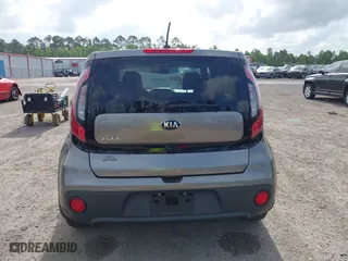 2019 Kia Soul with VIN KNDJN2A23K7673604, listed as a IAAI auction lot 42113528 with 147,474 mi miles. Bid and sale history available at carsss.com. Image 16.
