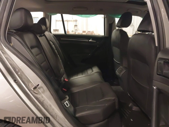 2015 Volkswagen Golf SportWagen TDI S with VIN 3VWCA7AU7FM500664, listed as a IAAI auction lot 41386763 with 115,716 mi miles. Bid and sale history available at carsss.com. Image 8.