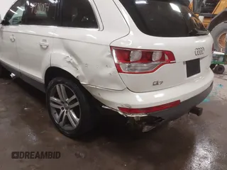2007 Audi Q7 Premium with VIN WA1BY74L37D058938, listed as a IAAI auction lot 41928034 with 163,779 mi miles and . Bid and sale history available at DreamBid. Image 6.