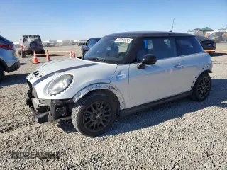 2018 MINI Hardtop Cooper S with VIN WMWXP7C50J2C62388, listed as a Copart auction lot 80764024 with 28,966 mi miles and Salvage Title. Bid and sale history available at DreamBid. Image 1.