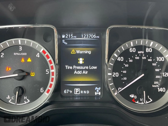 2016 Nissan Titan Pro-4X z VIN 1N6BA1F40GN516889, wystawiony jako Copart lot #72827234 z przebiegiem 123 706 mil mil oraz Czysty tytuł • Clean title. Historia ofert i sprzedaży dostępna na DreamBid. Obrazek 8.