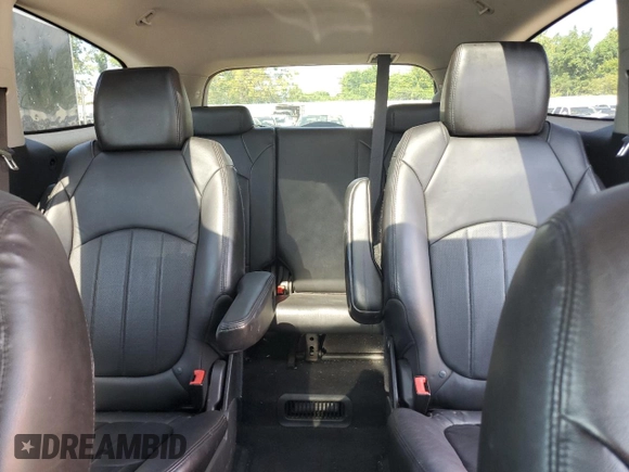 2011 Buick Enclave CXL-1 with VIN 5GAKRBED0BJ409393, listed as a Copart auction lot 62411234 with 189,635 mi miles and Salvage Title. Bid and sale history available at carsss.com. Image 10.