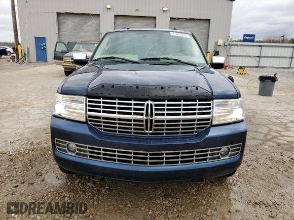 2013 Lincoln Navigator z VIN 5LMJJ2H54DEL06648, wystawiony jako Copart lot #47975275 z przebiegiem 189 591 mil mil oraz Szkoda całkowita • Salvage title. Historia ofert i sprzedaży dostępna na DreamBid. Obrazek 5.