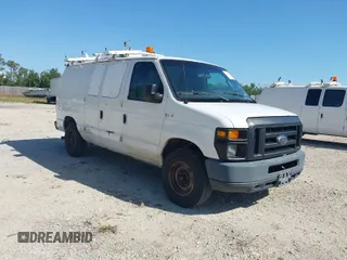2012 Ford Econoline Cargo Commercial z VIN 1FTNE2EL5CDB10478, wystawiony jako IAAI lot #41861431 z przebiegiem 165 546 mil mil oraz . Historia ofert i sprzedaży dostępna na DreamBid. Obrazek 1.