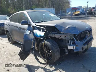 2016 BMW X6 xDrive50i z VIN 5UXKU6C58G0R34472, wystawiony jako IAAI lot #42116425 z przebiegiem 97 830 mil mil oraz . Historia ofert i sprzedaży dostępna na DreamBid. Obrazek 1.