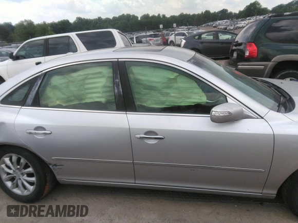 2008 Hyundai Azera Limited с VIN KMHFC46F98A309536, выставлен на аукционе IAAI как лот 42280702 с пробегом 223 037 миль миль и . История ставок и продаж доступна на DreamBid. Изображение 13.