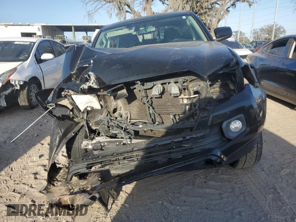 2017 Toyota Tacoma SR5 z VIN 3TMDZ5BN2HM026640, wystawiony jako Copart lot #76337144 z przebiegiem Nie podano mil oraz Szkoda całkowita • Salvage title. Historia ofert i sprzedaży dostępna na DreamBid. Obrazek 5.