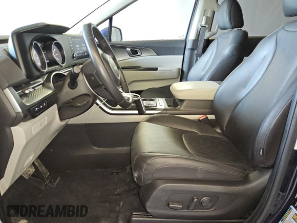 2024 Kia Carnival LX with VIN KNDNB4H37R6385153, listed as a Copart auction lot 79910184 with 36,116 mi miles and Clean Title. Bid and sale history available at carsss.com. Image 7.