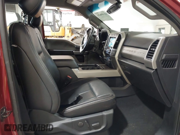 2019 Ford F-250 XL z VIN 1FT7W2BT4KEE02027, wystawiony jako IAAI lot #42189635 z przebiegiem 26 276 mil mil oraz . Historia ofert i sprzedaży dostępna na DreamBid. Obrazek 5.