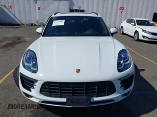 2017 Porsche Macan with VIN WP1AA2A57HLB04985, listed as a IAAI auction lot 42437943 with 102,312 mi miles and . Bid and sale history available at DreamBid. Image 12.