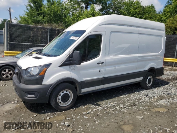 2021 Ford Transit Cargo z VIN 1FTBR1X82MKA08353, wystawiony jako Copart lot #58431105 z przebiegiem 100 195 mil mil oraz Szkoda całkowita • Salvage title. Historia ofert i sprzedaży dostępna na DreamBid. Obrazek 1.