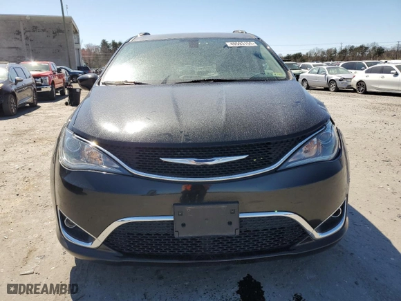 2018 Chrysler Pacifica Touring L with VIN 2C4RC1BG0JR113632, listed as a Copart auction lot 49593155 with NaN miles and Salvage Title. Bid and sale history available at carsss.com. Image 5.