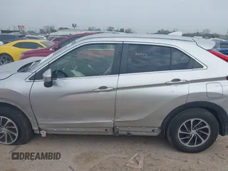 2020 Mitsubishi Eclipse Cross ES z VIN JA4AS3AA4LZ009432, wystawiony jako IAAI lot #41740151 z przebiegiem 75 512 mil mil oraz . Historia ofert i sprzedaży dostępna na DreamBid. Obrazek 13.