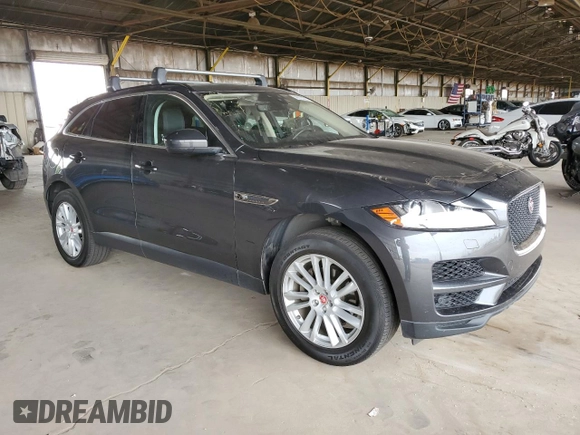 2019 Jaguar F-Pace 25t Prestige z VIN SADCK2FX6KA352301, wystawiony jako Copart lot #59012125 z przebiegiem 98 632 mil mil oraz Szkoda całkowita • Salvage title. Historia ofert i sprzedaży dostępna na DreamBid. Obrazek 4.