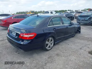 2010 Mercedes-Benz E 350 Luxury with VIN WDDHF5GB8AA083734, listed as a IAAI auction lot 42084306 with 141,838 mi miles and . Bid and sale history available at carsss.com. Image 4.