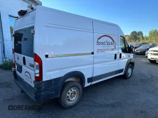 2017 Ram ProMaster Cargo with VIN 3C6TRVCG6HE537734, listed as a Copart auction lot 76005984 with 218,832 mi miles and Salvage Title. Bid and sale history available at carsss.com. Image 4.