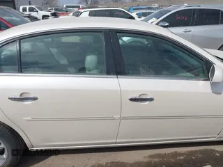 2007 Buick Lucerne V6 CXL with VIN 1G4HD57287U228614, listed as a IAAI auction lot 41843518 with 183,249 mi miles. Bid and sale history available at carsss.com. Image 13.