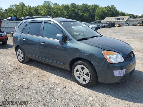2009 Kia Rondo LX Base with VIN KNAFG528X97230782, listed as a Copart auction lot 70166714 with 204,860 mi miles and Clean Title. Bid and sale history available at carsss.com. Image 4.