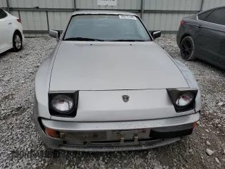 1983 Porsche 944 z VIN WP0AA0948DN453105, wystawiony jako Copart lot #58870185 z przebiegiem 96 753 mil mil oraz Czysty tytuł • Clean title. Historia ofert i sprzedaży dostępna na DreamBid. Obrazek 5.