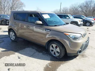 2016 Kia Soul with VIN KNDJN2A26G7331748, listed as a IAAI auction lot 41720004 with 59,674 mi miles. Bid and sale history available at carsss.com. Image 1.