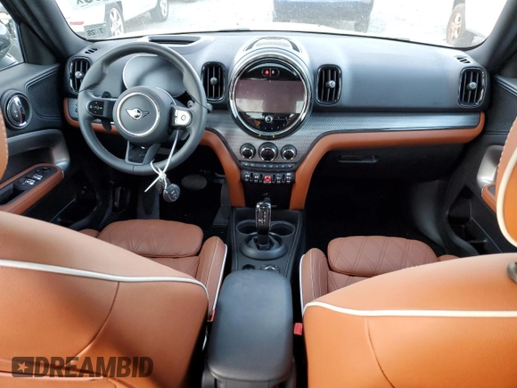 2024 MINI Countryman Cooper S with VIN WMZ83BR0XR3R51424, listed as a Copart auction lot 88747995 with 22,571 mi miles and Salvage Title. Bid and sale history available at carsss.com. Image 8.