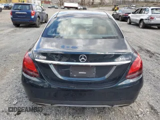2019 Mercedes-Benz C 300 with VIN 55SWF8EB6KU292709, listed as a Copart auction lot 52103135 with 101,418 mi miles and Salvage Title. Bid and sale history available at DreamBid. Image 6.