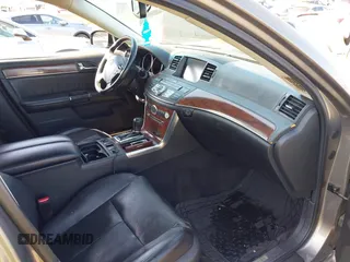 2008 Infiniti M with VIN JNKAY01F88M651508, listed as a IAAI auction lot 42159200 with 180,228 mi miles. Bid and sale history available at carsss.com. Image 5.