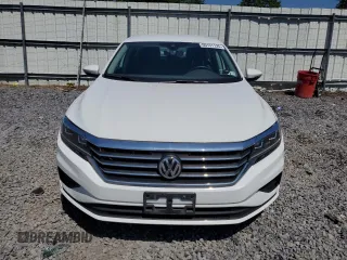 2020 Volkswagen Passat SE z VIN 1VWSA7A38LC025493, wystawiony jako Copart lot #60131125 z przebiegiem 45 060 mil mil oraz Szkoda całkowita • Salvage title. Historia ofert i sprzedaży dostępna na DreamBid. Obrazek 5.